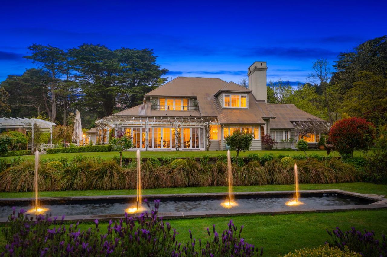 Parklands Country Gardens & Blue Mountains Hotel