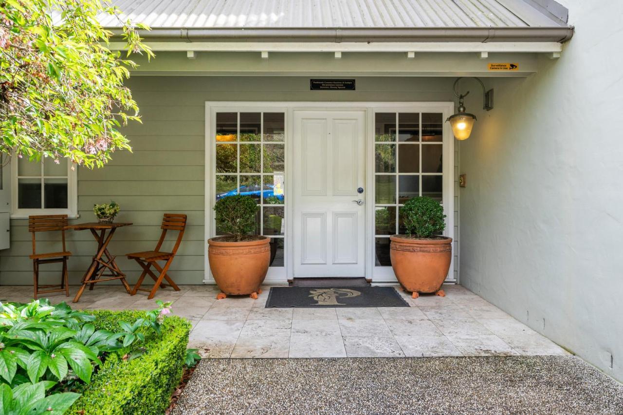 Parklands Country Gardens & Blue Mountains Hotel