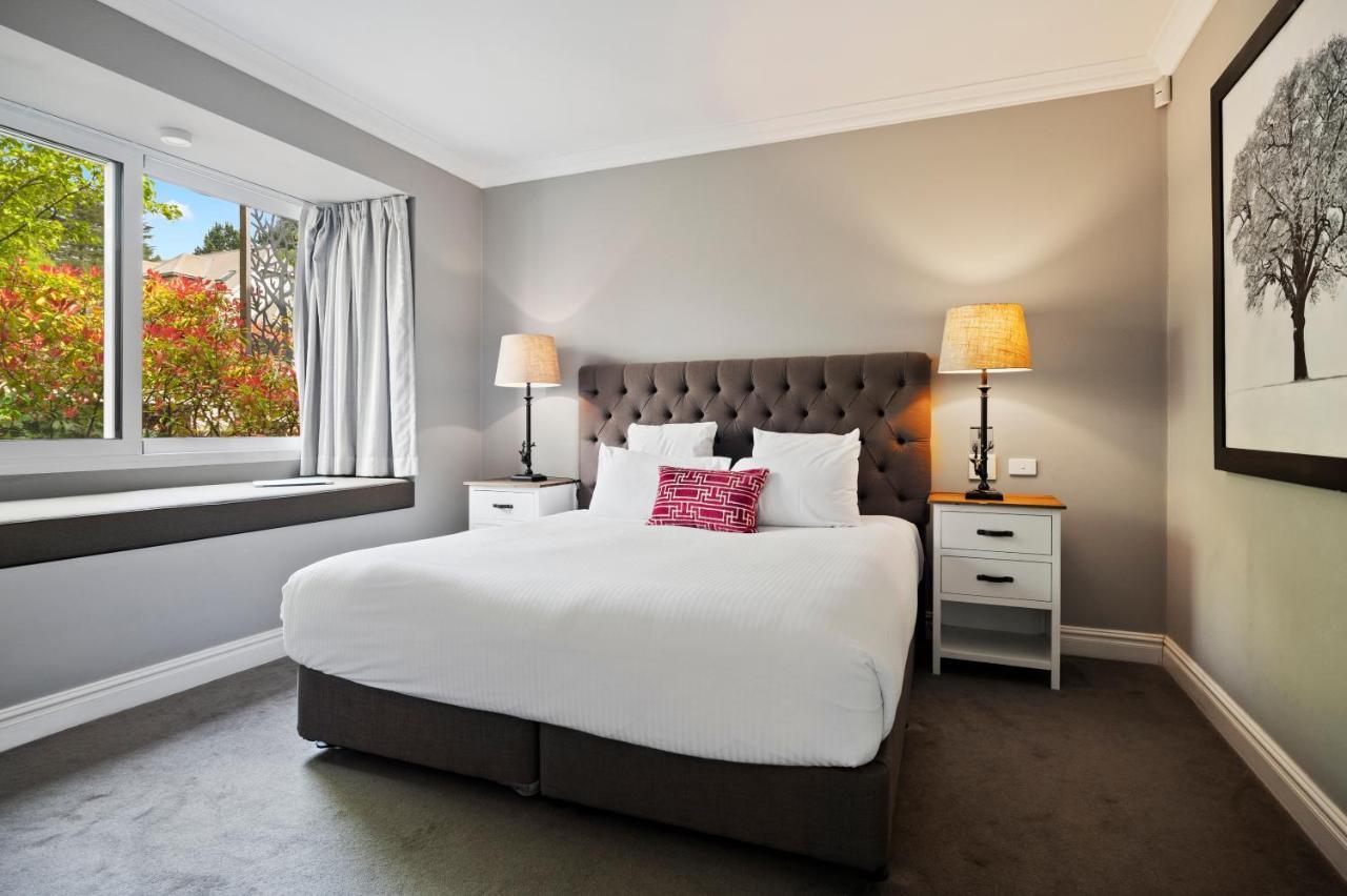 Parklands Country Gardens & Blue Mountains Hotel Blackheath