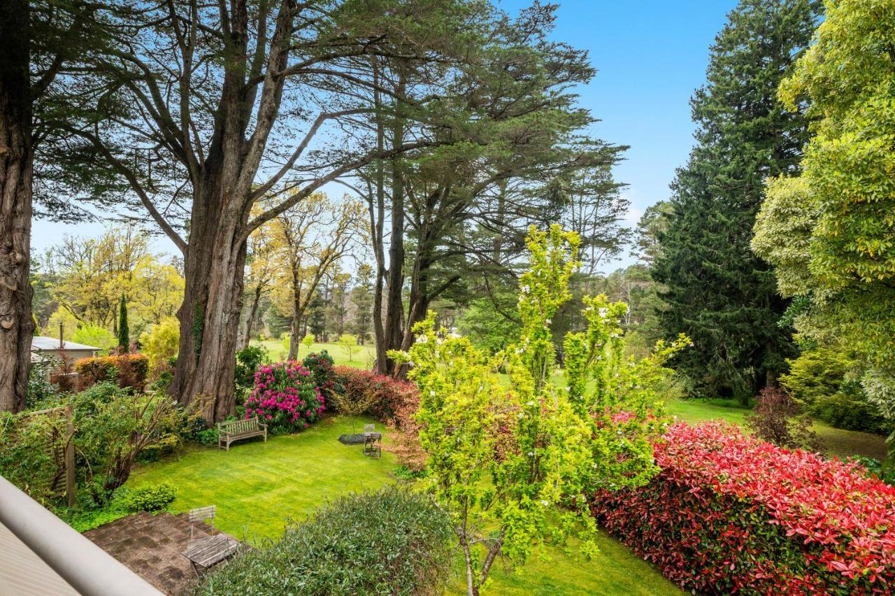 Parklands Country Gardens & Blue Mountains